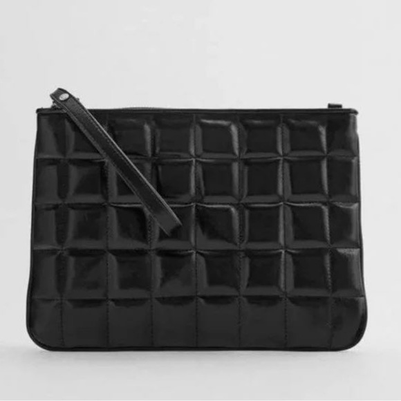 Zara NWT Black Quilted Clutch - Picture 1 of 14